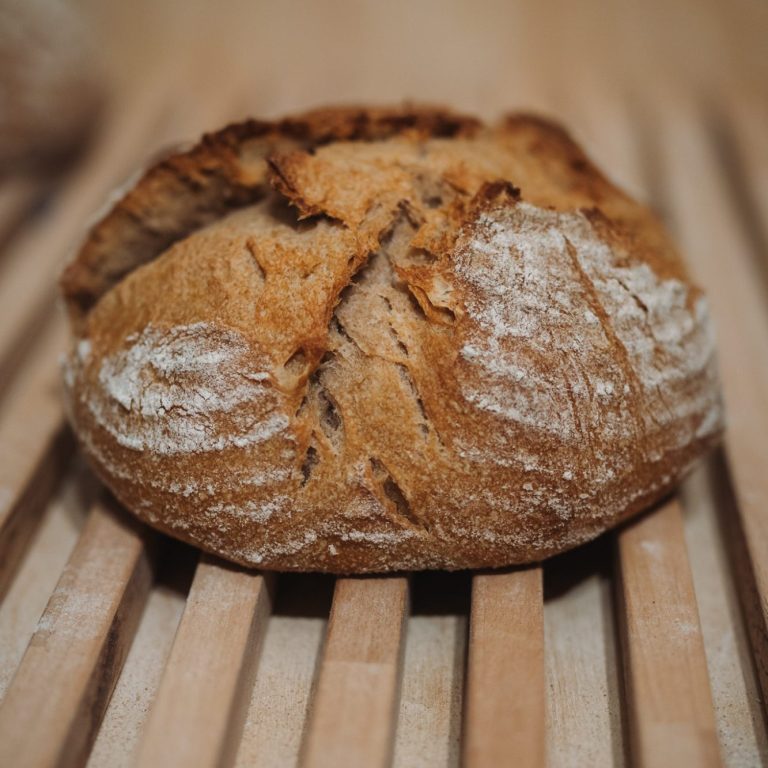 Ulli - mildes Dinkelbrot mit Kartoffelstückchen.