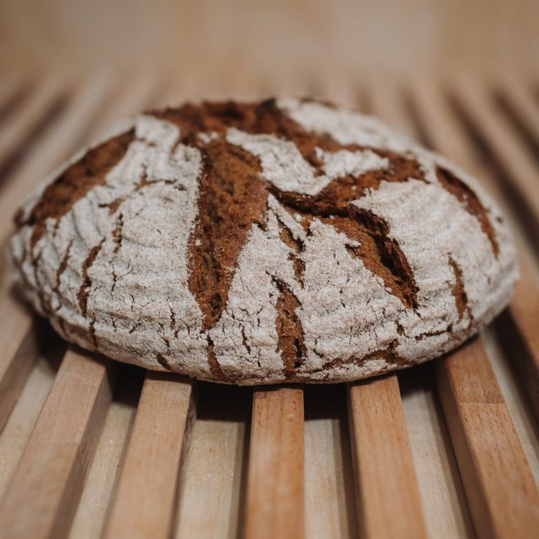 Vollker - Vollkornbrot mit Vollkornsauerteig.