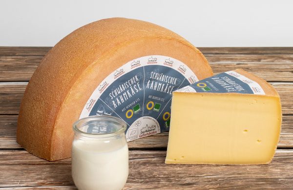 Schwäbischer Rahmkäse aus Heumilch.