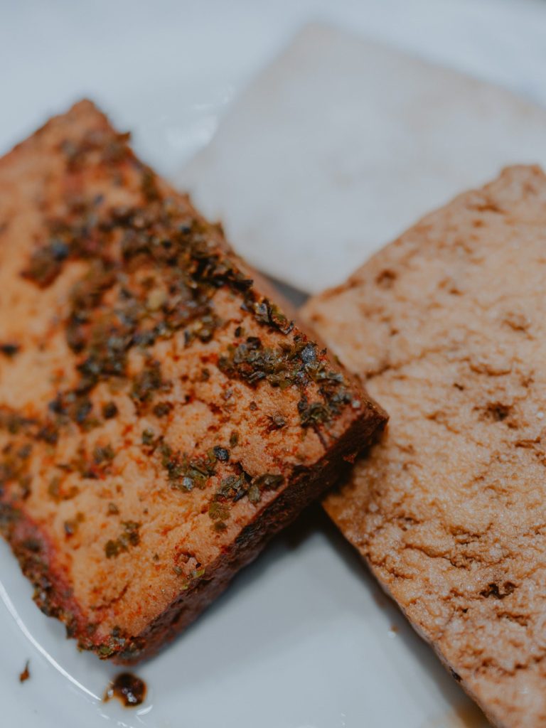 Marinierter Tofu von Soma Tofu. 